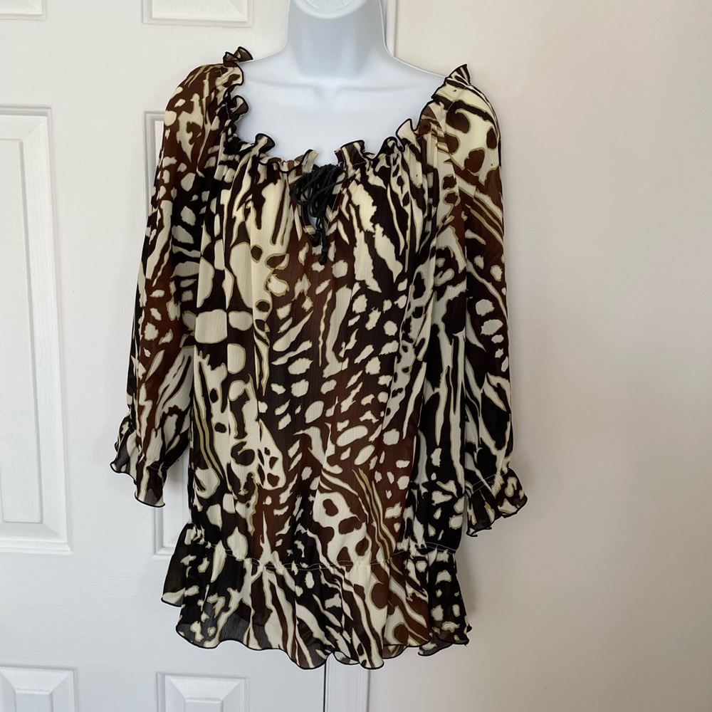 💕🌹Beautiful Agora blouse🌹💕